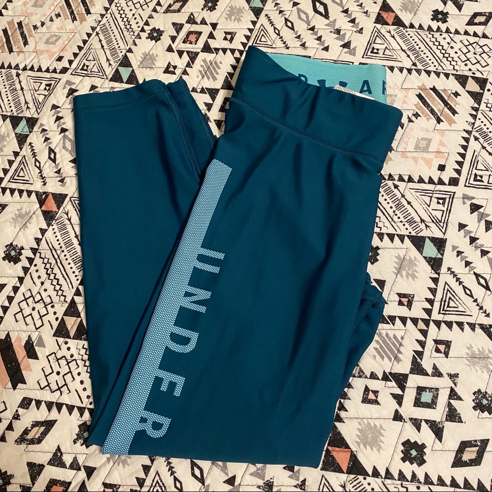 👻 3 for $20 Women’s Under Armour leggings